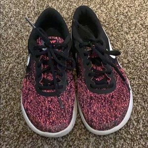 Girl Nike. Good condition